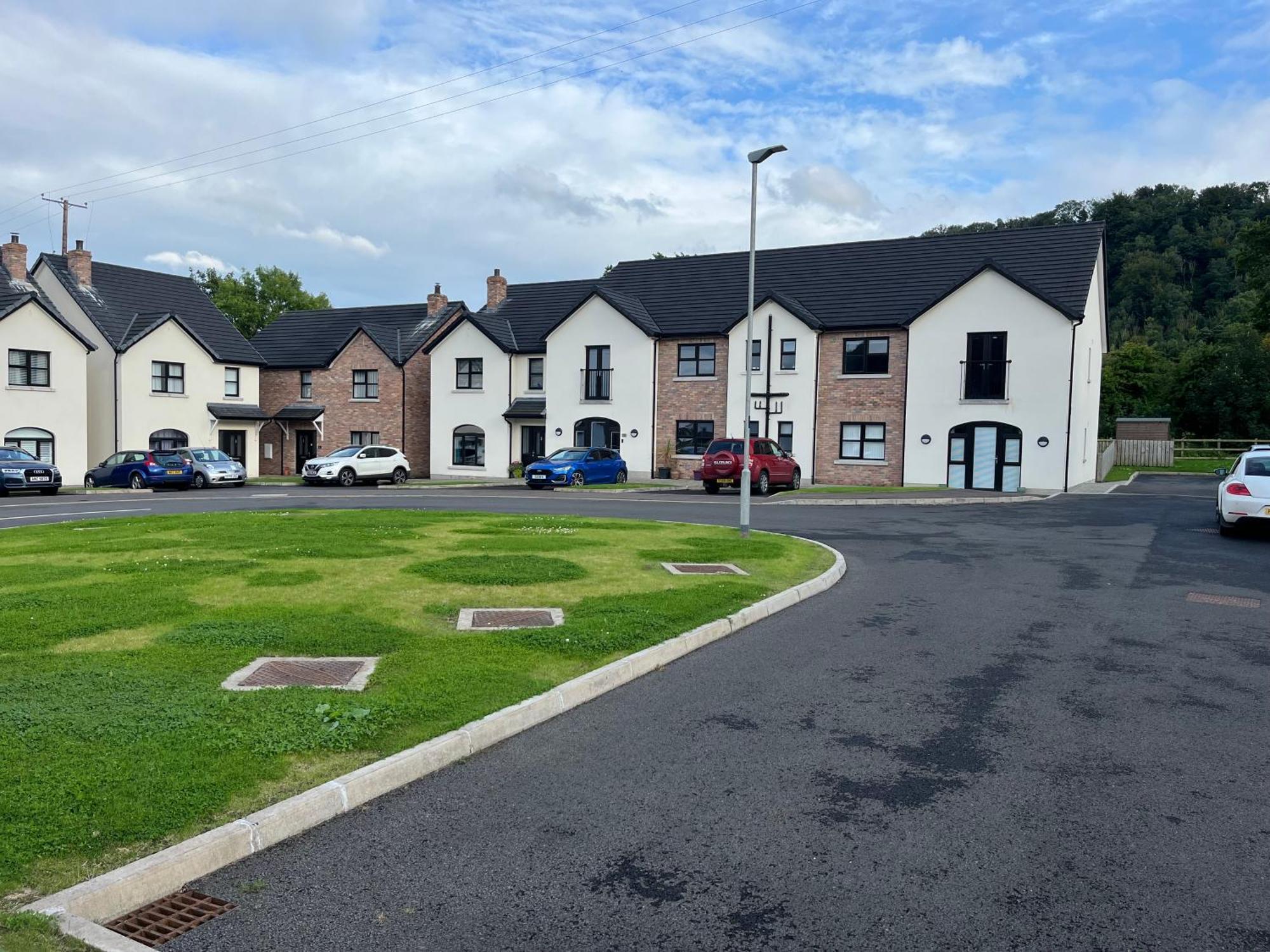 Glynn Village ラーン エクステリア 写真